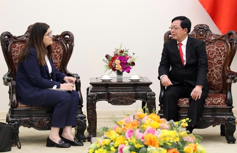 Vietnam-Palestine first ministerial-level exchange boosts economic, cultural ties